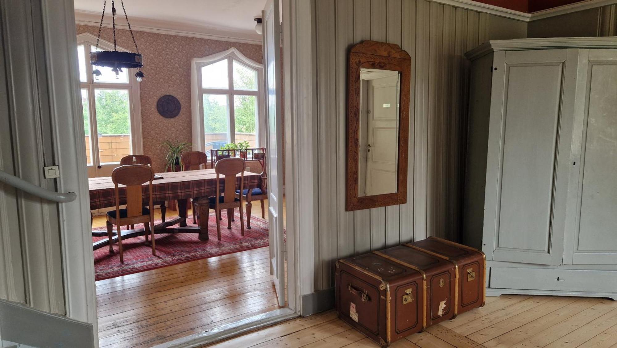 Naeaes Slott Guest House Floda  Bagian luar foto